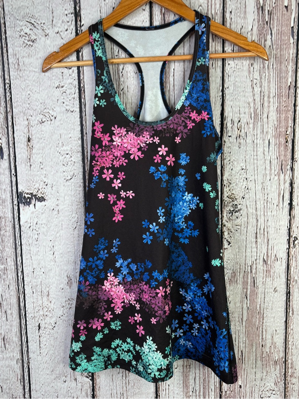 🍋Lululemon Cool Racerback Tank Petal Pop Multi Slim Fit Floral Print Size 8 Rare